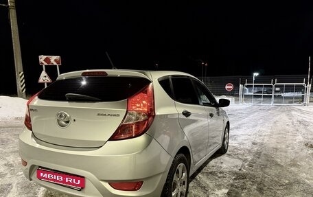 Hyundai Solaris II рестайлинг, 2012 год, 1 100 000 рублей, 24 фотография