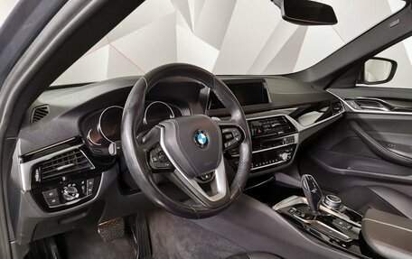 BMW 5 серия, 2017 год, 3 349 000 рублей, 8 фотография