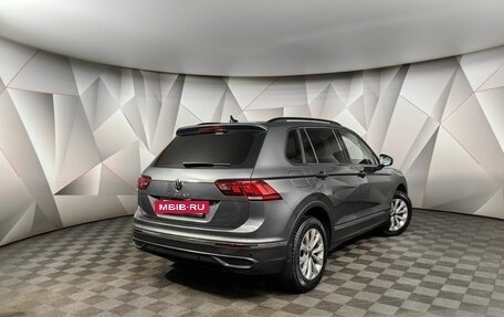 Volkswagen Tiguan II, 2021 год, 2 565 150 рублей, 2 фотография