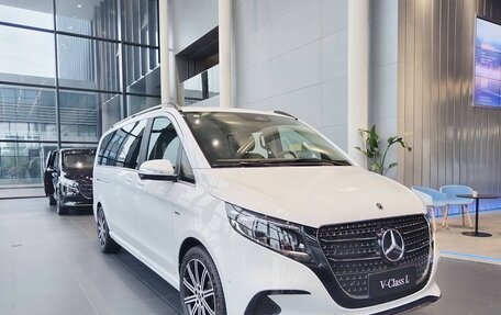 Mercedes-Benz V-Класс, 2024 год, 10 555 000 рублей, 1 фотография