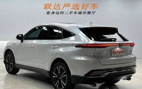 Toyota Venza, 2022 год, 4 100 000 рублей, 5 фотография