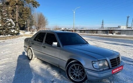 Mercedes-Benz E-Класс, 1994 год, 850 000 рублей, 11 фотография