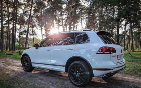 Volkswagen Touareg III, 2017 год, 3 950 000 рублей, 3 фотография