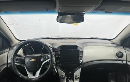 Chevrolet Cruze II, 2012 год, 680 000 рублей, 9 фотография