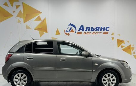 KIA Rio II, 2009 год, 640 000 рублей, 2 фотография