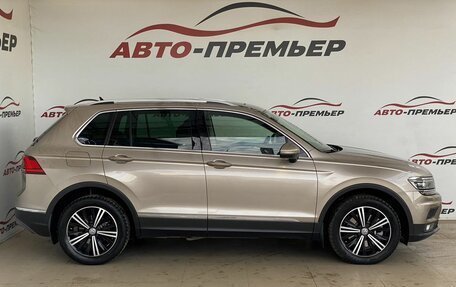 Volkswagen Tiguan II, 2018 год, 2 580 000 рублей, 4 фотография