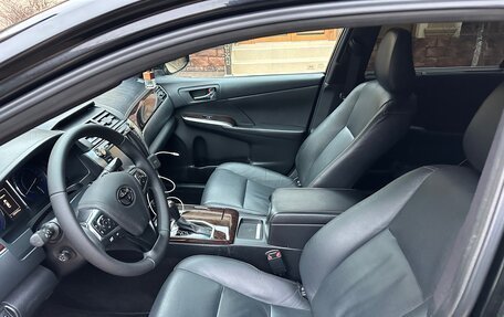 Toyota Camry, 2016 год, 2 650 000 рублей, 8 фотография