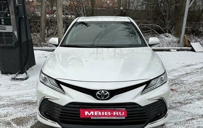 Toyota Camry, 2021 год, 4 300 000 рублей, 1 фотография