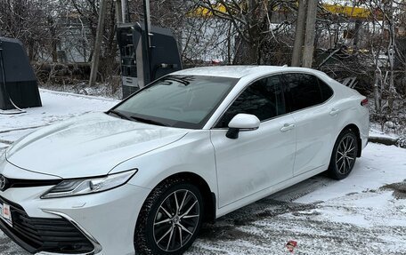 Toyota Camry, 2021 год, 4 300 000 рублей, 5 фотография