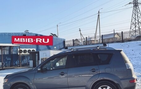 Mitsubishi Outlander III рестайлинг 3, 2010 год, 1 400 000 рублей, 3 фотография