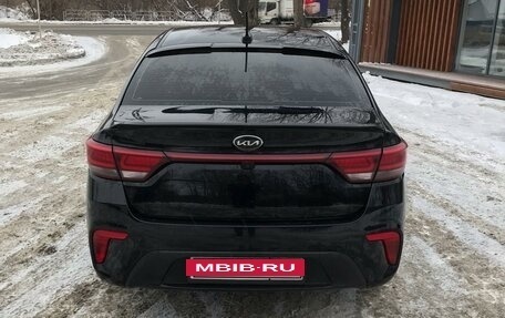 KIA Rio IV, 2018 год, 1 399 000 рублей, 9 фотография