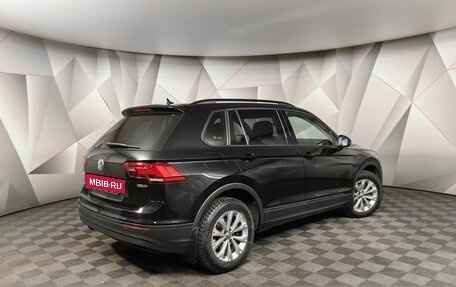 Volkswagen Tiguan II, 2020 год, 2 850 000 рублей, 2 фотография