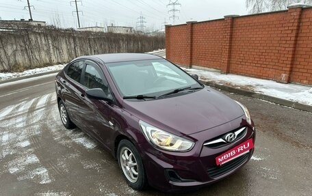 Hyundai Solaris II рестайлинг, 2012 год, 850 000 рублей, 6 фотография