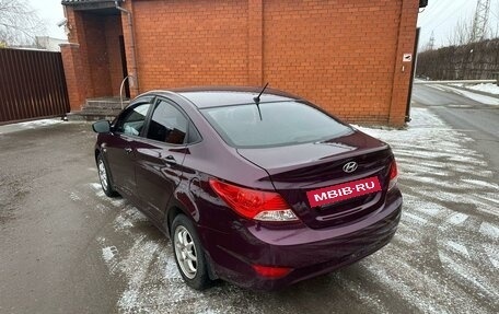 Hyundai Solaris II рестайлинг, 2012 год, 850 000 рублей, 3 фотография