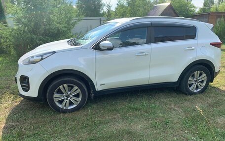 KIA Sportage IV рестайлинг, 2016 год, 2 099 000 рублей, 7 фотография