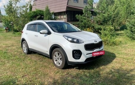 KIA Sportage IV рестайлинг, 2016 год, 2 099 000 рублей, 4 фотография