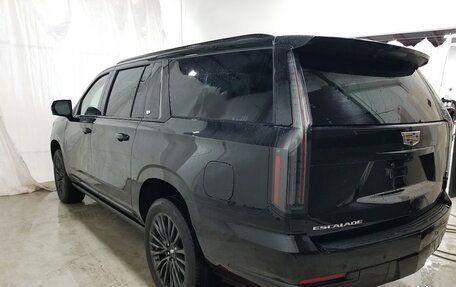 Cadillac Escalade V, 2024 год, 25 623 284 рублей, 10 фотография