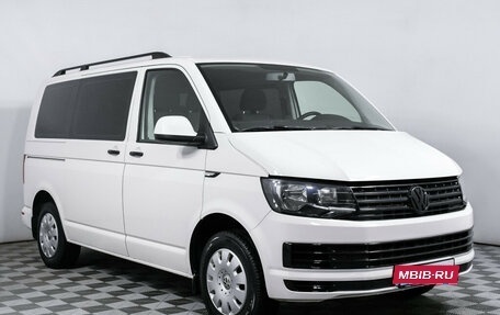 Volkswagen Transporter T6 рестайлинг, 2016 год, 2 574 000 рублей, 3 фотография