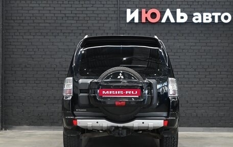 Mitsubishi Pajero IV, 2011 год, 1 950 000 рублей, 5 фотография