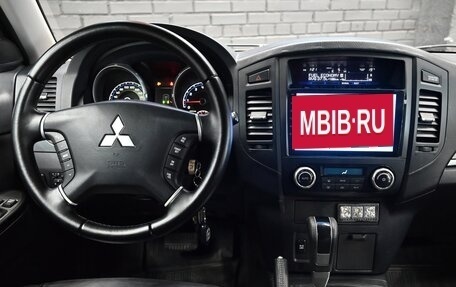 Mitsubishi Pajero IV, 2011 год, 1 950 000 рублей, 14 фотография