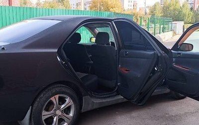 Toyota Camry V40, 2005 год, 700 000 рублей, 1 фотография