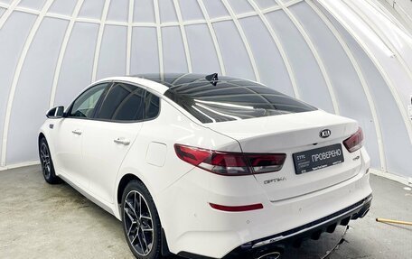 KIA Optima IV, 2018 год, 2 248 500 рублей, 8 фотография