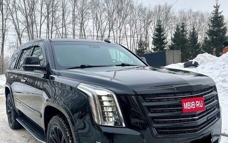 Cadillac Escalade IV, 2019 год, 7 930 000 рублей, 2 фотография