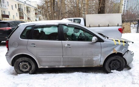 Volkswagen Polo IV рестайлинг, 2005 год, 450 000 рублей, 7 фотография