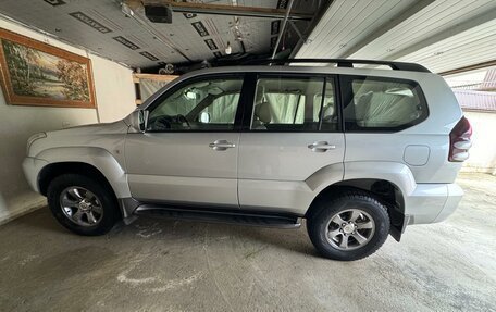 Toyota Land Cruiser Prado 120 рестайлинг, 2008 год, 3 550 000 рублей, 20 фотография