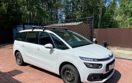 Citroen C4 Picasso II рестайлинг, 2017 год, 899 999 рублей, 4 фотография