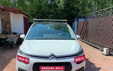 Citroen C4 Picasso II рестайлинг, 2017 год, 899 999 рублей, 5 фотография