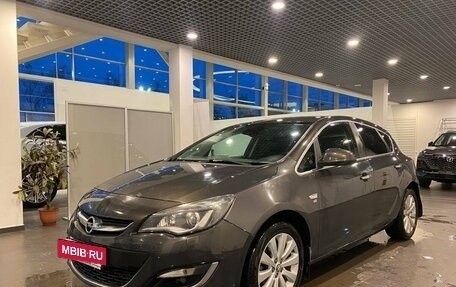 Opel Astra J, 2013 год, 600 000 рублей, 7 фотография