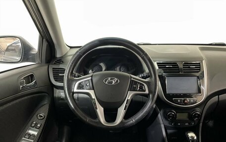 Hyundai Solaris II рестайлинг, 2011 год, 970 000 рублей, 16 фотография