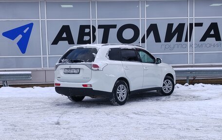 Mitsubishi Outlander III рестайлинг 3, 2013 год, 1 274 000 рублей, 2 фотография