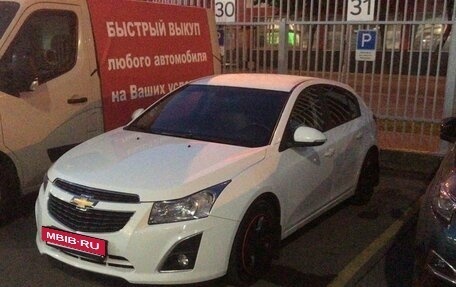 Chevrolet Cruze II, 2014 год, 900 000 рублей, 3 фотография