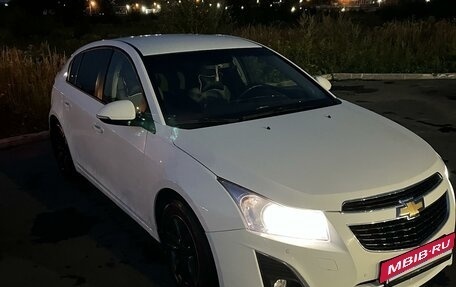 Chevrolet Cruze II, 2014 год, 900 000 рублей, 5 фотография