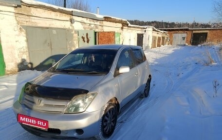 Toyota Ist II, 2002 год, 350 000 рублей, 13 фотография