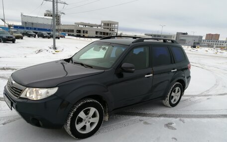 Subaru Forester, 2011 год, 820 000 рублей, 10 фотография