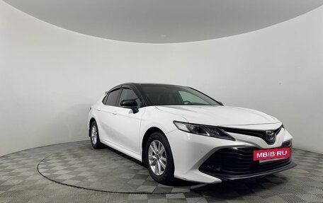 Toyota Camry, 2019 год, 2 359 000 рублей, 3 фотография