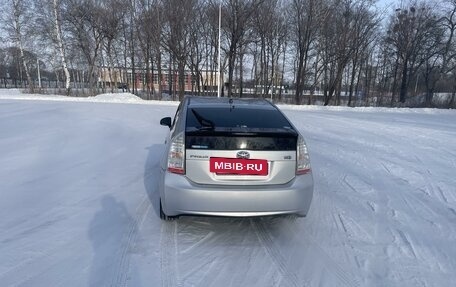 Toyota Prius, 2010 год, 1 050 000 рублей, 3 фотография