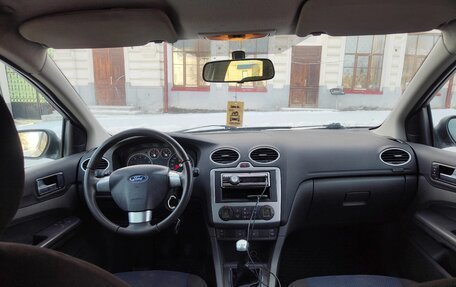 Ford Focus II рестайлинг, 2005 год, 398 000 рублей, 13 фотография