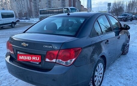 Chevrolet Cruze II, 2010 год, 750 000 рублей, 5 фотография