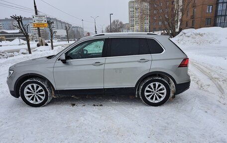 Volkswagen Tiguan II, 2018 год, 2 499 999 рублей, 4 фотография