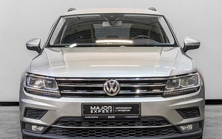 Volkswagen Tiguan II, 2020 год, 2 450 000 рублей, 2 фотография