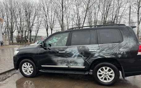 Toyota Land Cruiser 200, 2017 год, 6 670 000 рублей, 4 фотография