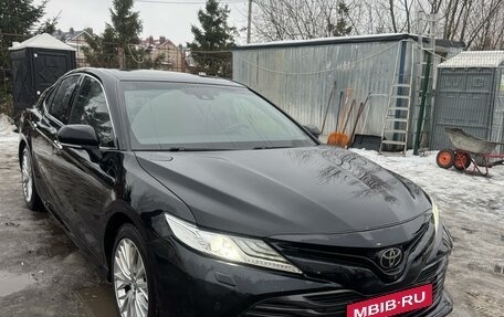 Toyota Camry, 2019 год, 3 500 000 рублей, 4 фотография