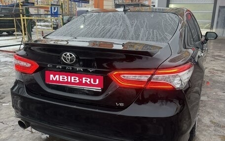 Toyota Camry, 2019 год, 3 500 000 рублей, 6 фотография