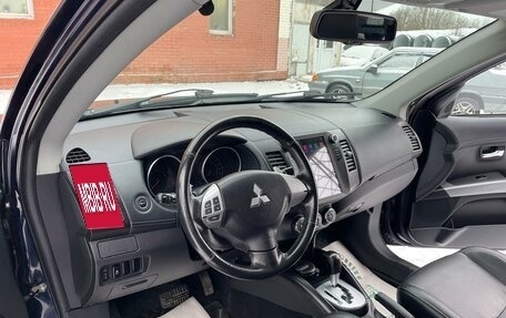 Mitsubishi Outlander III рестайлинг 3, 2011 год, 1 585 000 рублей, 30 фотография