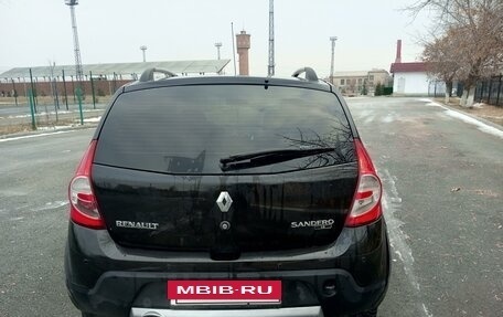 Renault Sandero I, 2012 год, 690 000 рублей, 2 фотография