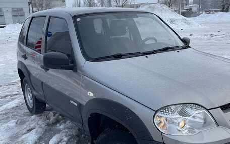 Chevrolet Niva I рестайлинг, 2014 год, 745 000 рублей, 4 фотография